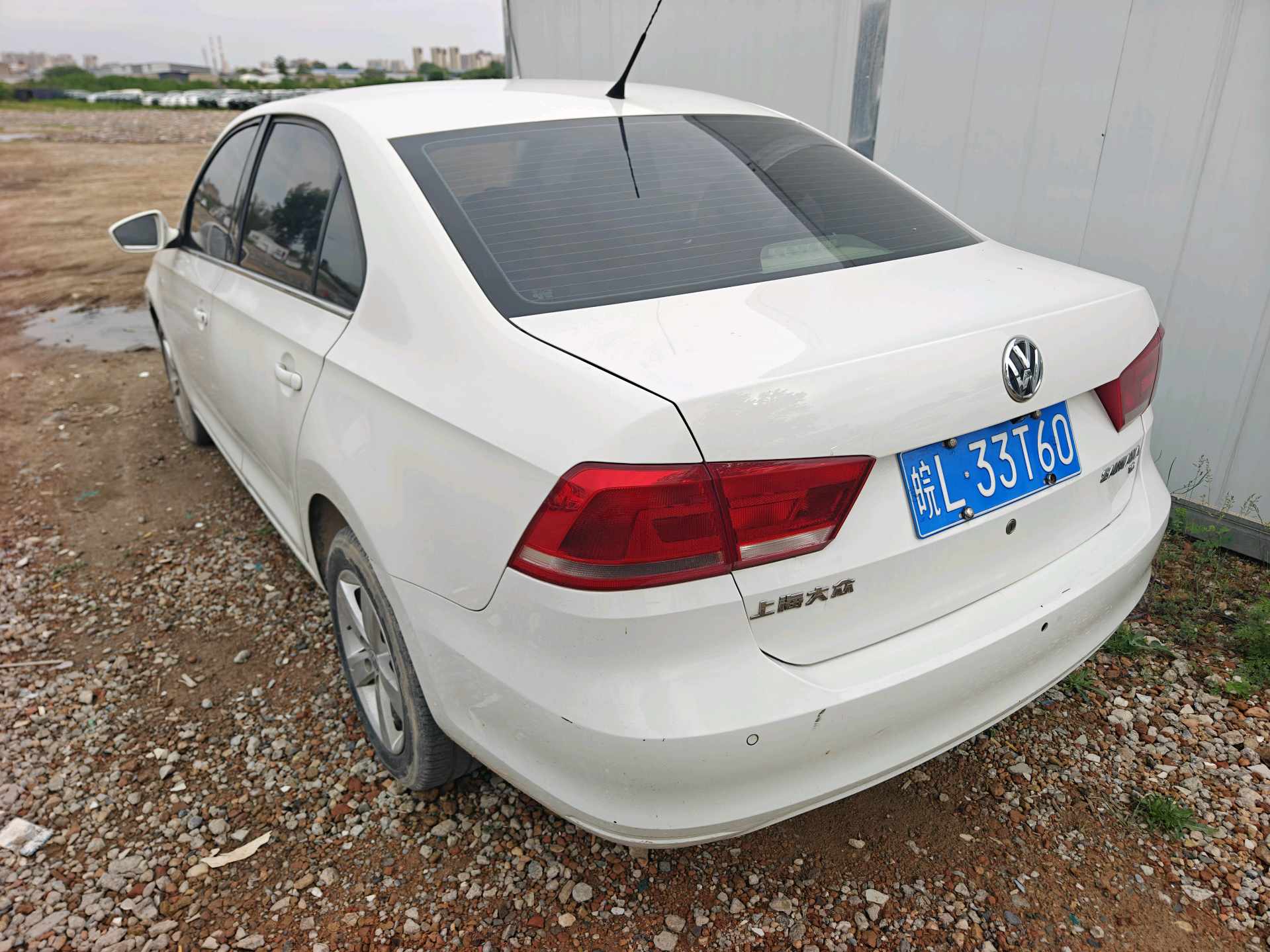 Volkswagen Santana 2015 car image #5