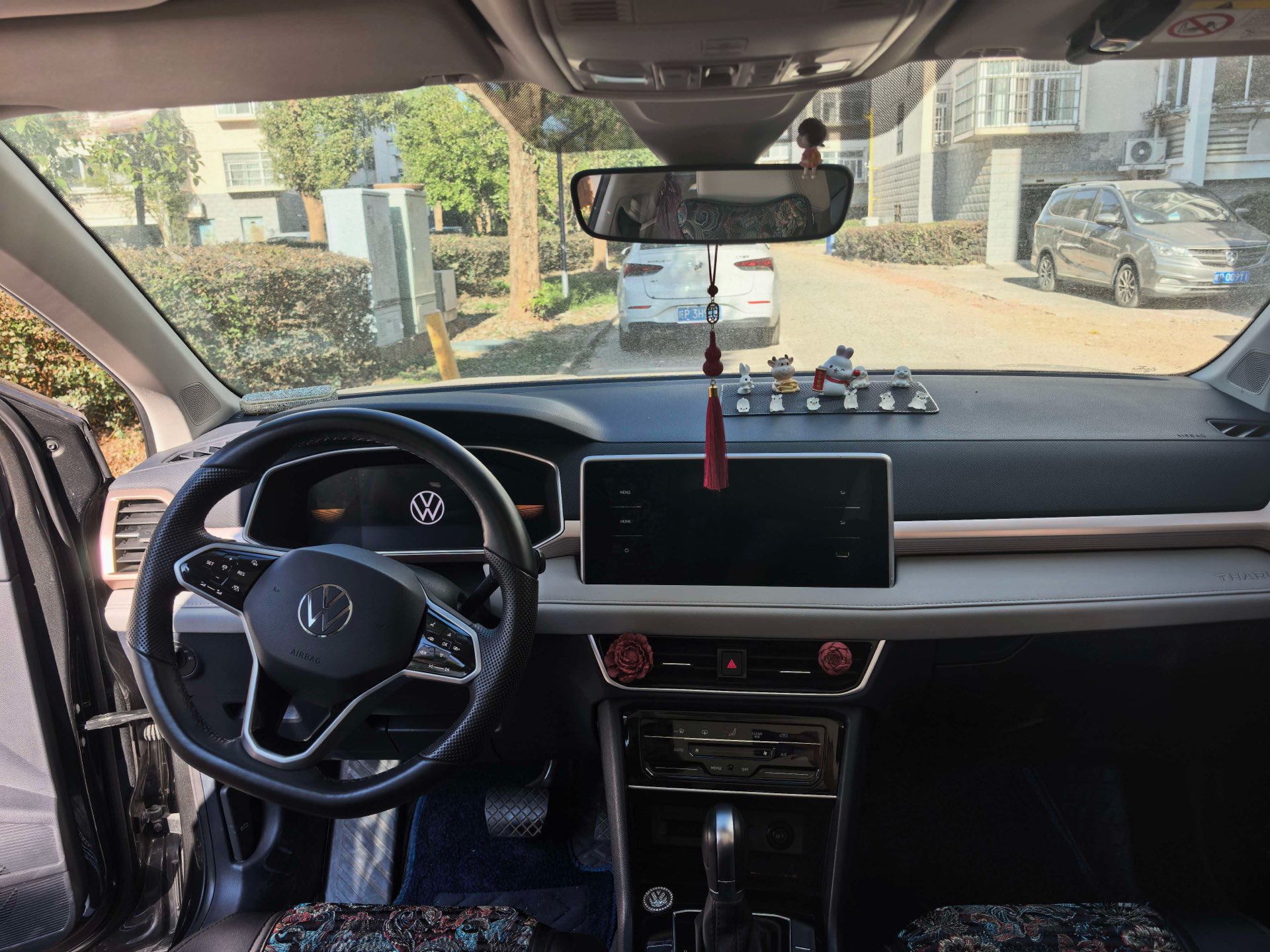 2023 car image #5