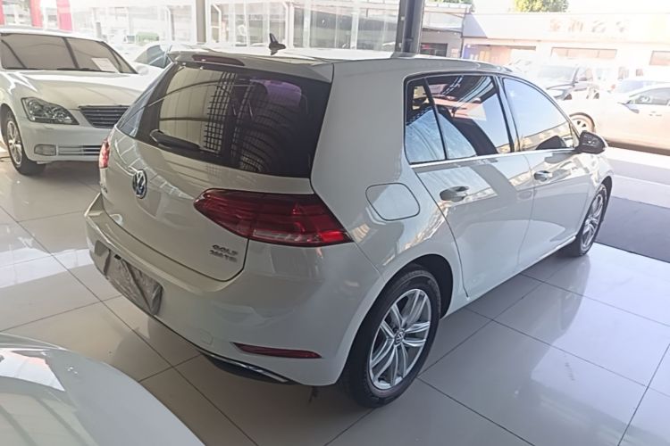 Volkswagen Golf 2019 صورة سيارة #7