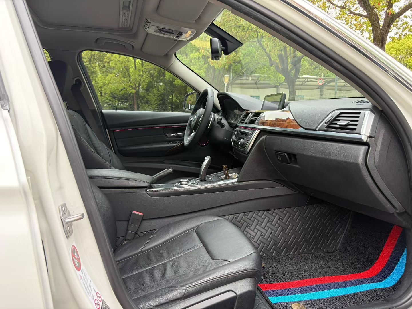BMW 3 Series 2013 #8 BMW 3 Series 2013 car image #8