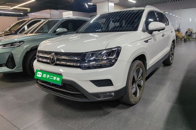 Volkswagen Tharu 2021 car image #2