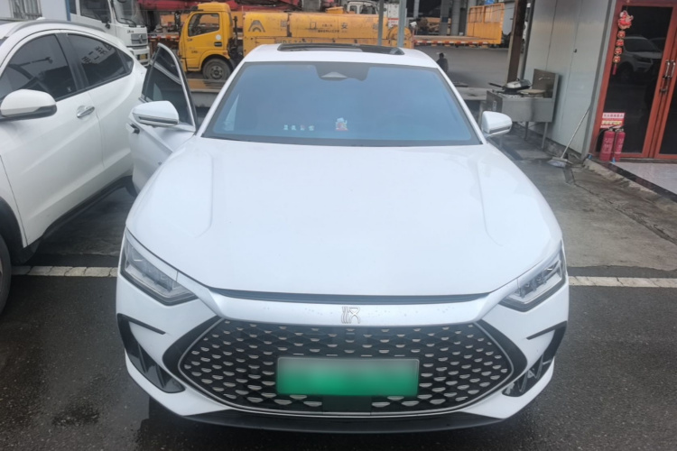 BYD Han 2022 car image #3