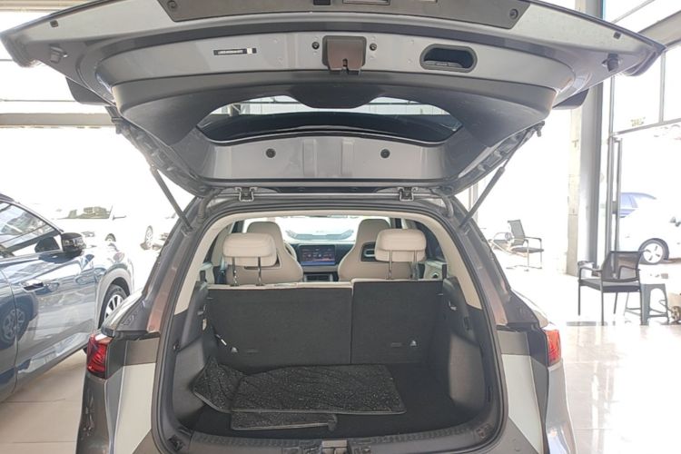 BYD YuanUP 2025 #19 BYD YuanUP 2025 immagine di auto #19
