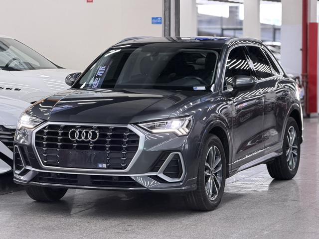 Audi Q3 2023 immagine di auto #20