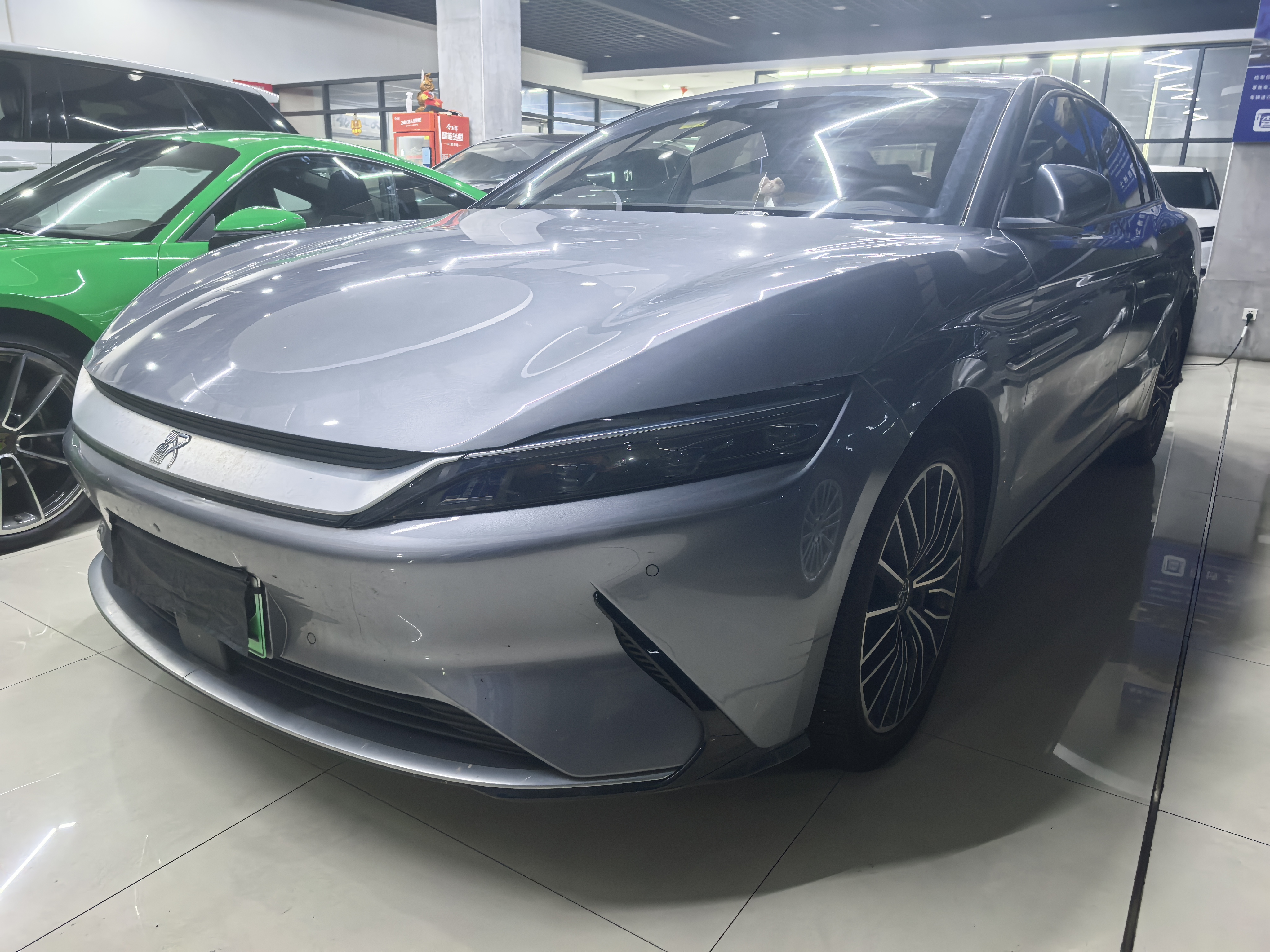 BYD Han 2022 BYD Han 2022 car image