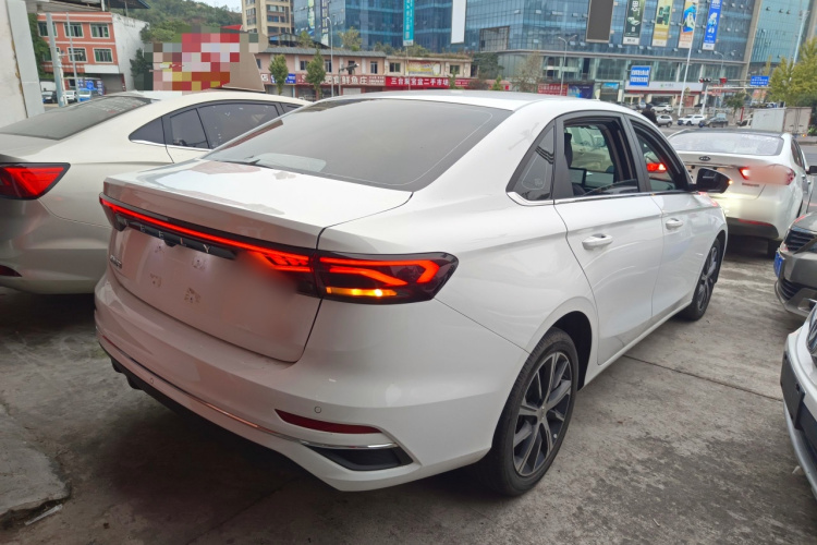 GEELY Emgrand 2023 #7 GEELY Emgrand 2023 car image #7
