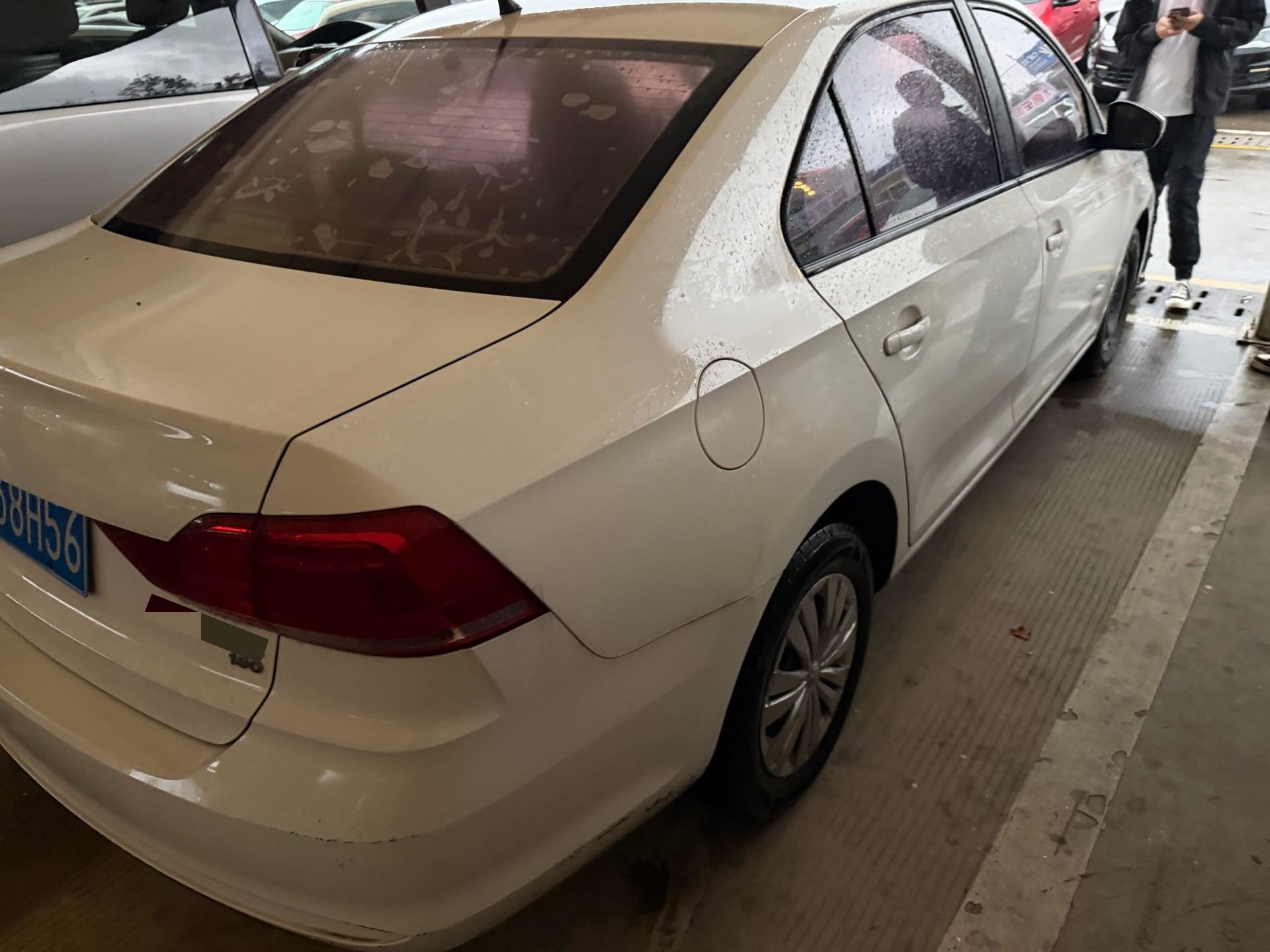 Volkswagen Santana 2018 imagen de coche #5