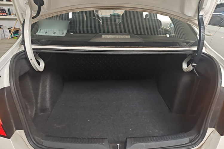 Skoda Rapid 2018 #21 Skoda Rapid 2018 car image #21