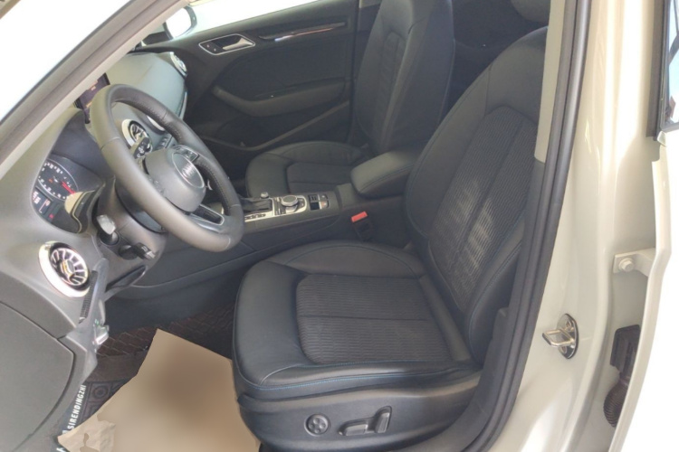 Audi A3 2020 immagine di auto #15