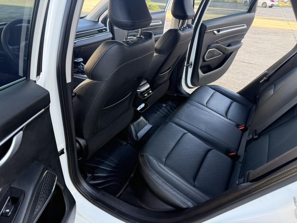 GEELY Emgrand 2022 #14 GEELY Emgrand 2022 car image #14