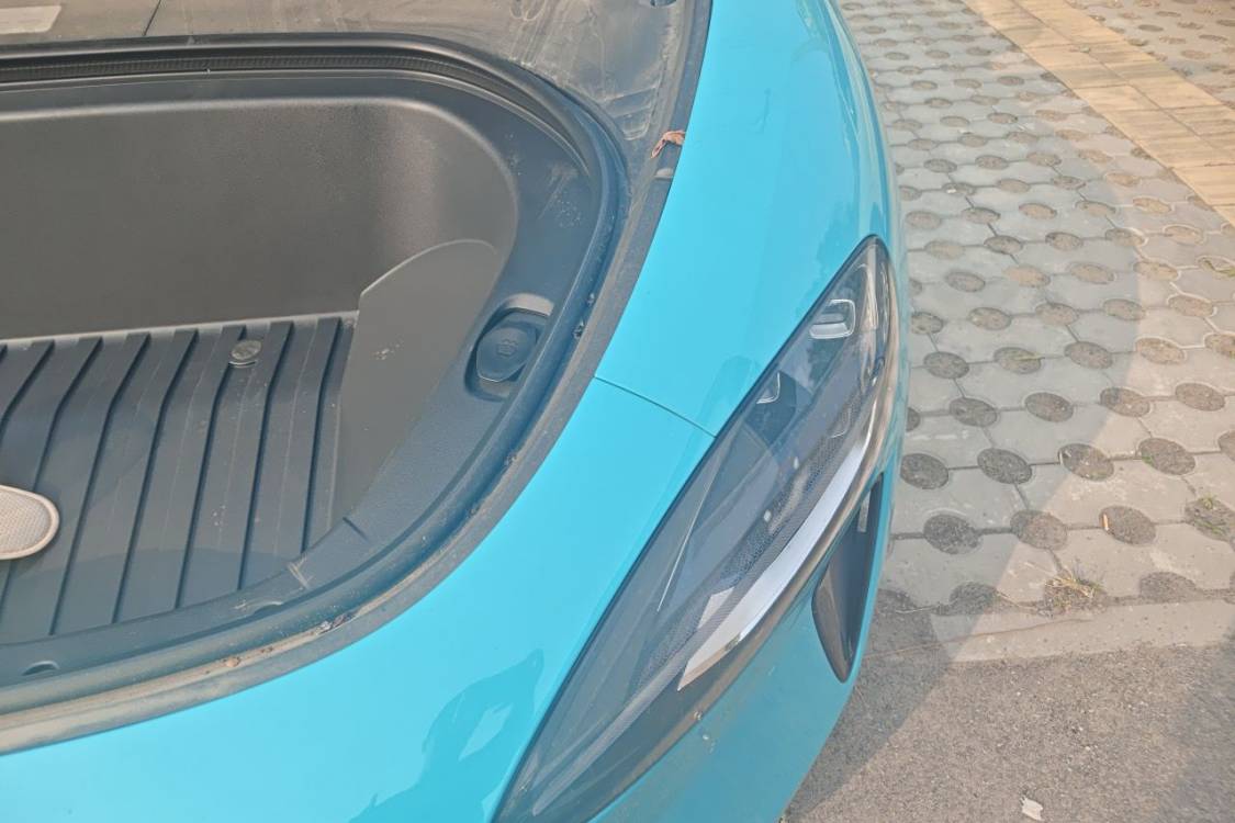 MI SU7 2024 immagine di auto #12