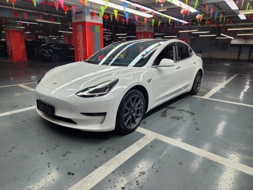 Tesla Model 3 2020 car image 