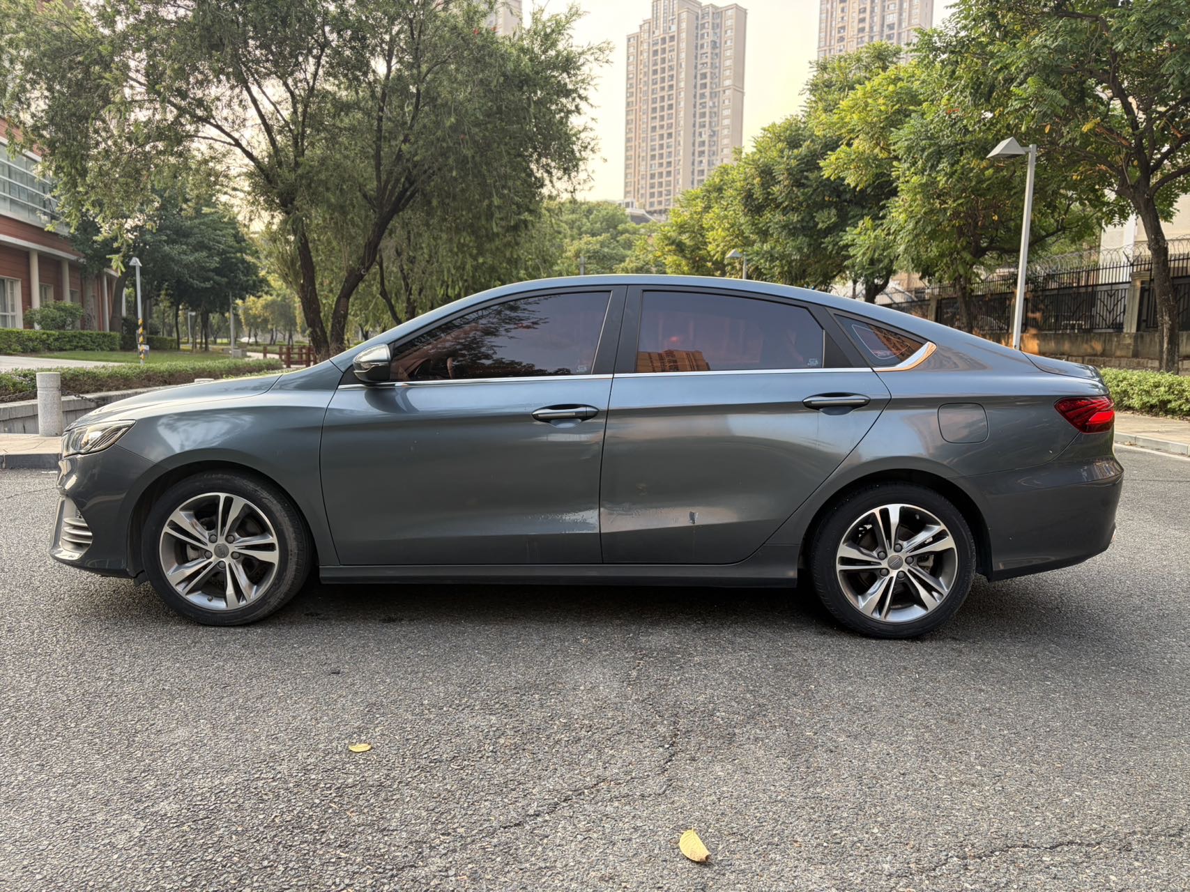GEELY Binray 2020 #4 GEELY Binray 2020 immagine di auto #4