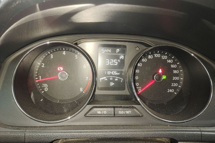 Volkswagen Lavida 2018 car image #12