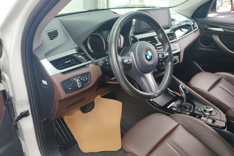 BMW X1 2020 immagine di auto #16