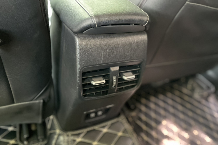 Toyota Corolla 2021 immagine di auto #20