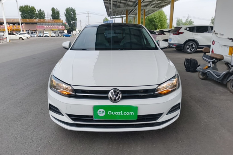 Volkswagen Polo 2020 car image #3