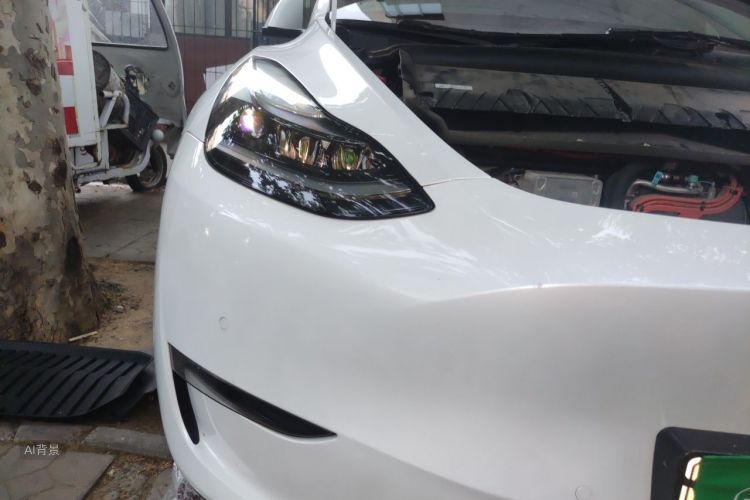 Tesla Model Y 2021 car image #8