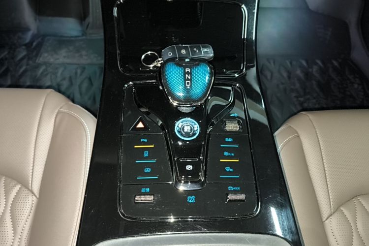 BYD Han 2023 car image #14
