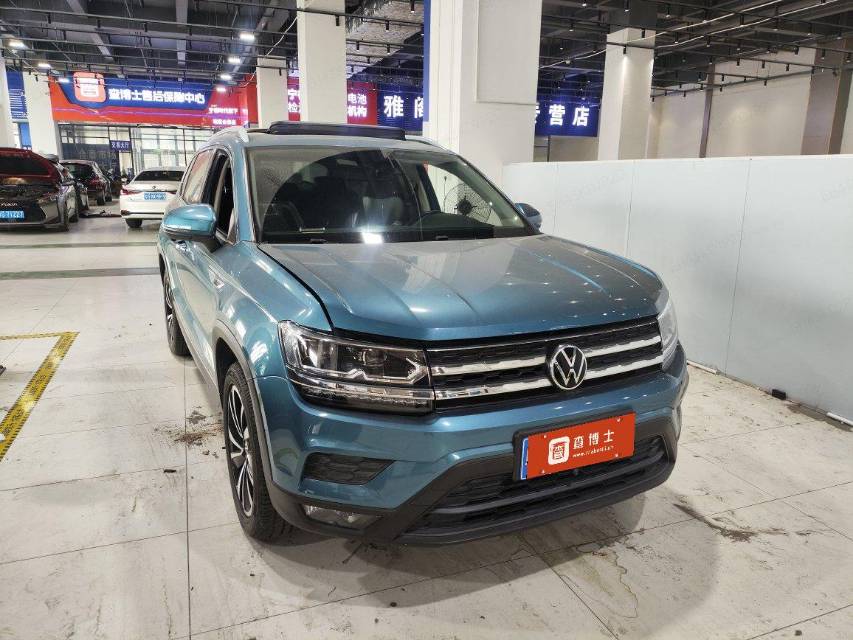 2020 car image #2