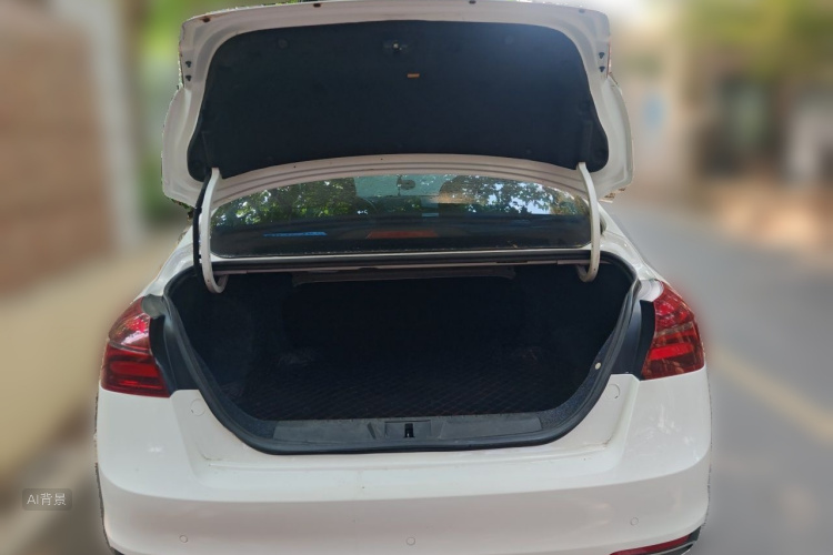 GEELY Emgrand 2019 car image #21