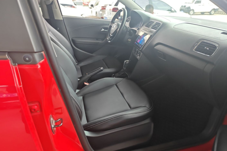 Volkswagen Polo 2016 #22 Volkswagen Polo 2016 car image #22