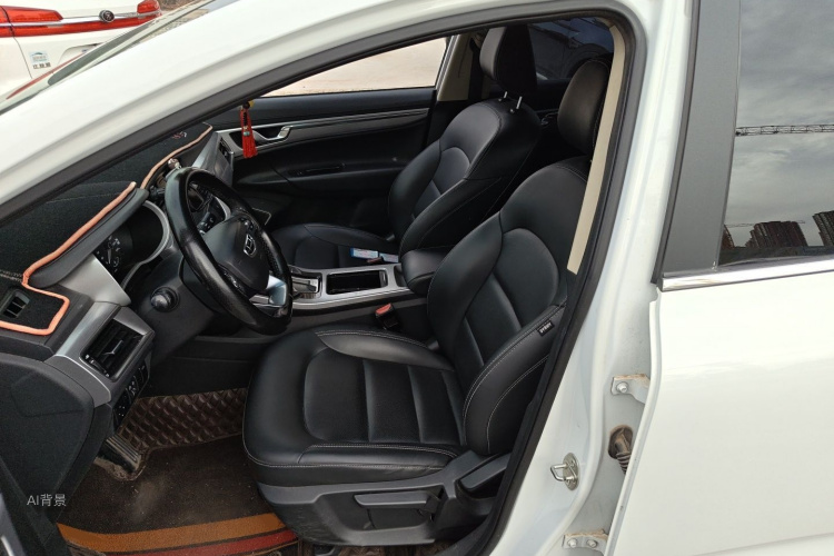 GEELY Emgrand GS 2019 car image #17