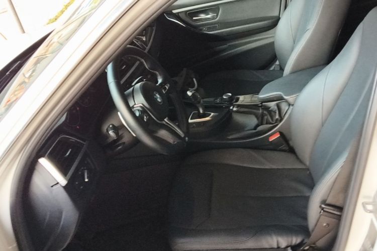 BMW 3 Series 2016 car image #15