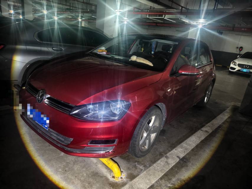 Volkswagen Golf 2015 car image 