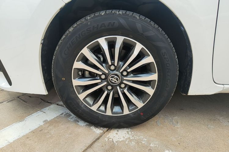 Toyota Corolla 2019 car image #9