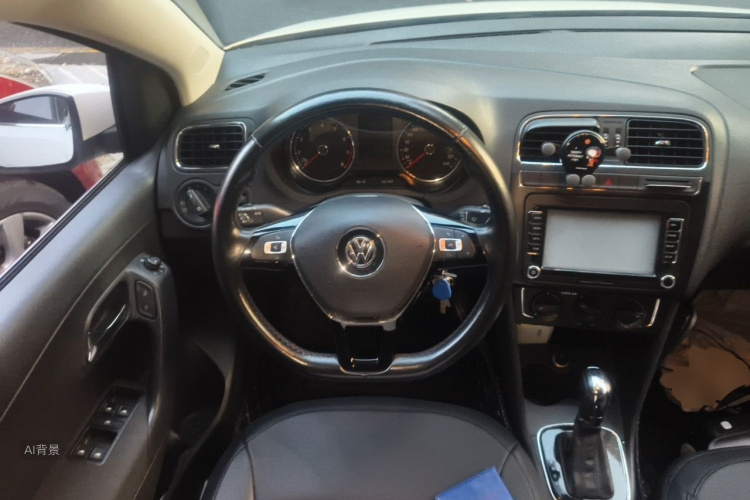 Volkswagen Polo 2016 car image #12