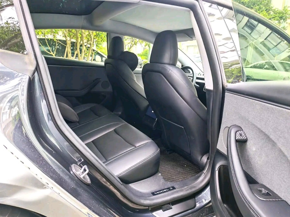 Tesla Model 3 2025 car image #7