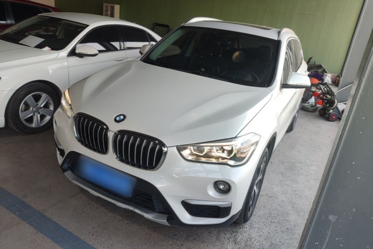 BMW X1 2019 car image #2