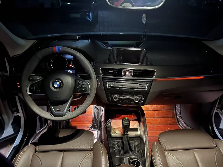 2019 immagine di auto #4