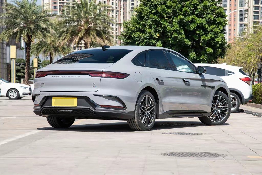 BYD Han 2025 #8 BYD Han 2025 صورة سيارة #8