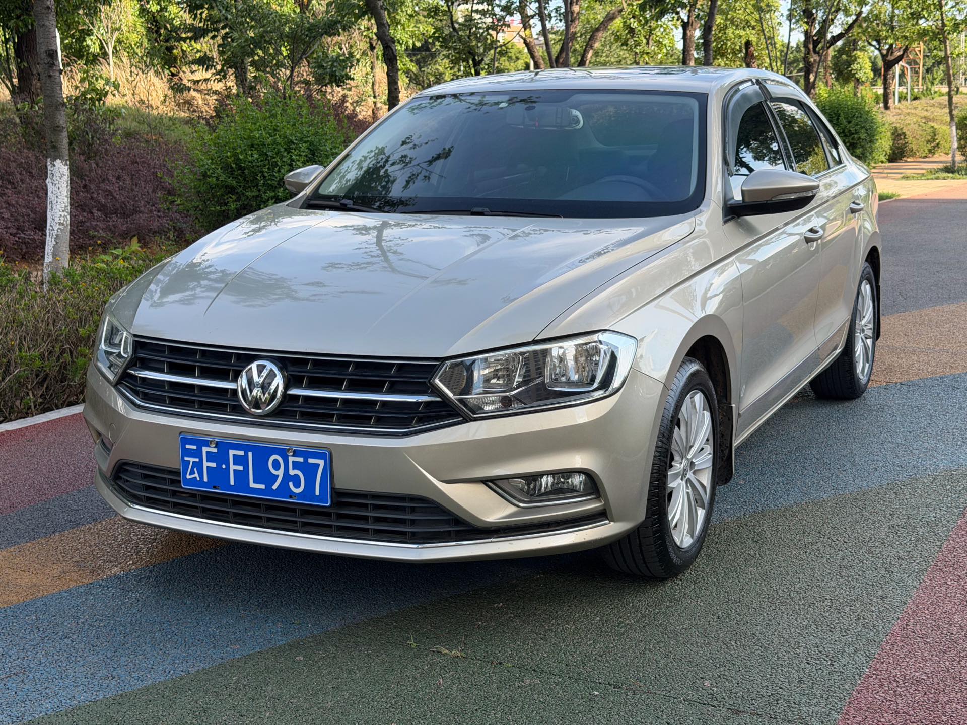 2017 2017 car image
