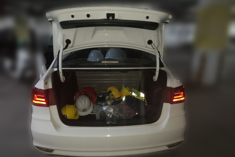 Volkswagen Santana 2017 car image #17