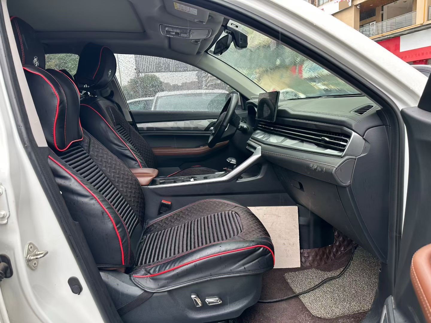 GEELY Vision X6 2021 صورة سيارة #6