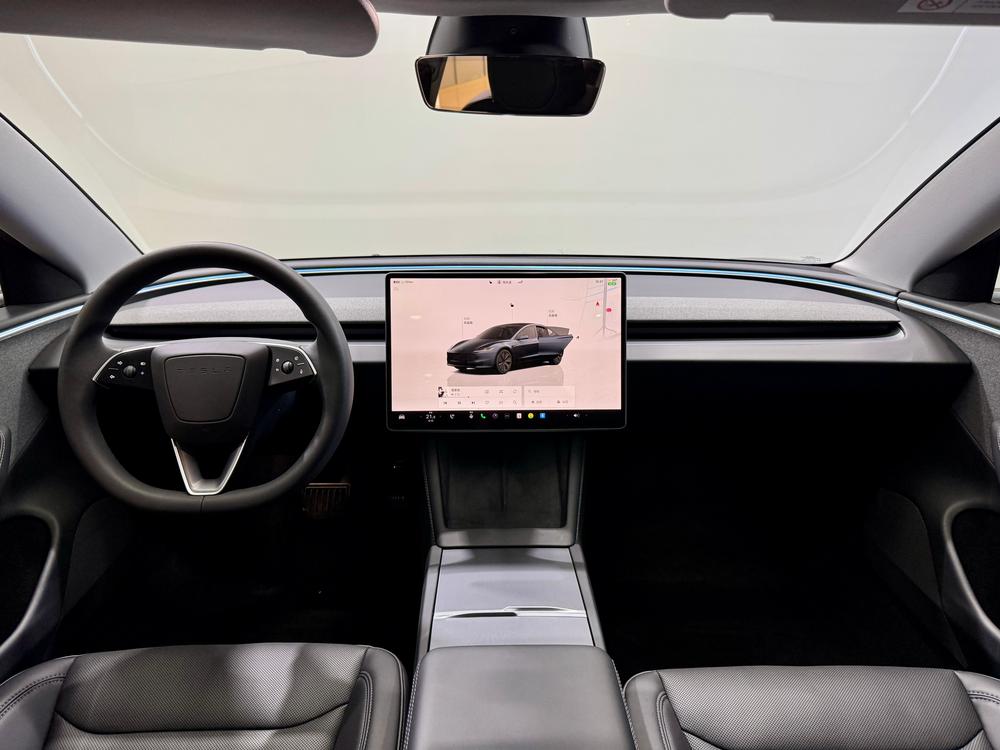 Tesla Model 3 2024 car image #16