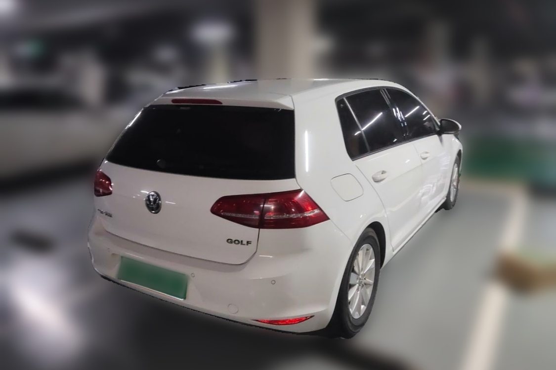 Volkswagen Golf 2014 car image #4