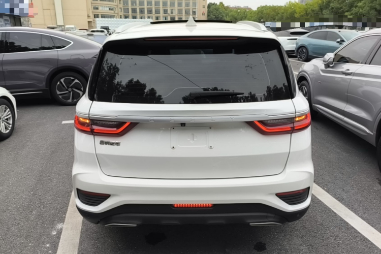 GEELY Vision X6 2021 car image #4