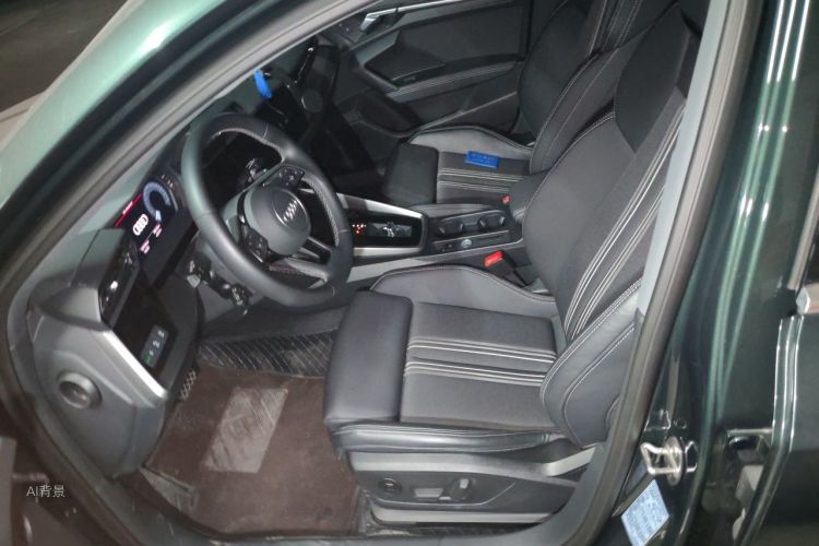 Audi A3 2023 صورة سيارة #17