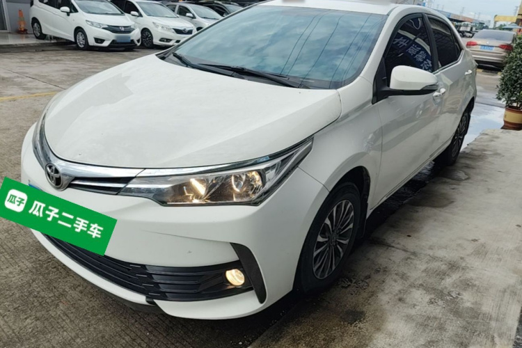 Toyota Corolla 2017 #2 Toyota Corolla 2017 car image #2