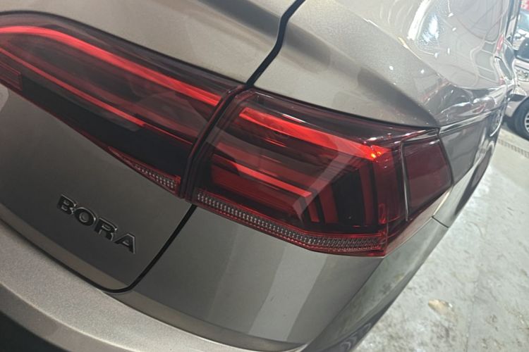 Volkswagen Bora 2019 car image #8