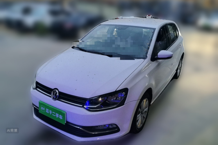 Volkswagen Polo 2015 car image #2