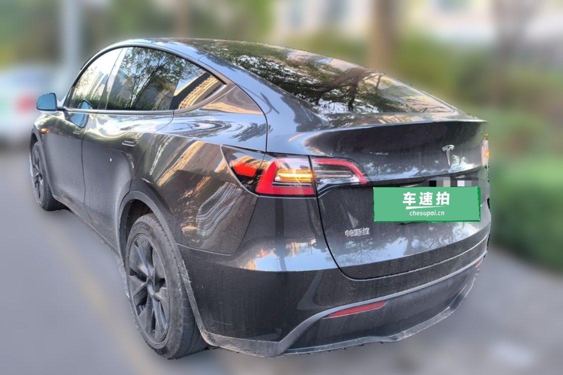 Tesla Model Y 2024 #3 Tesla Model Y 2024 immagine di auto #3