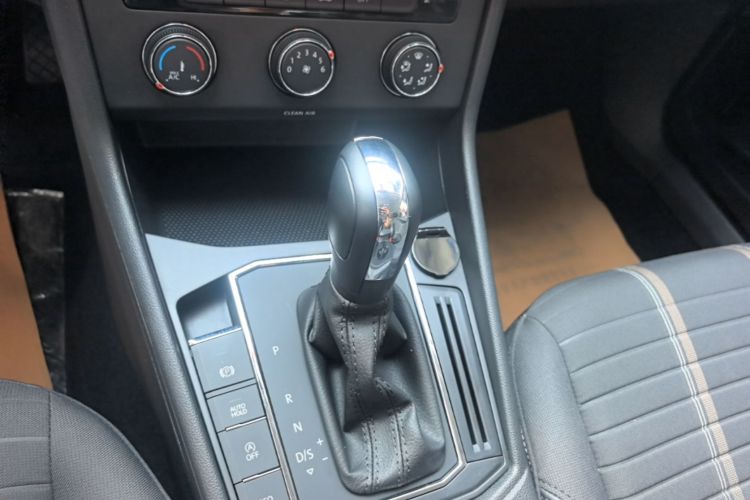 Volkswagen Lavida 2024 car image #14