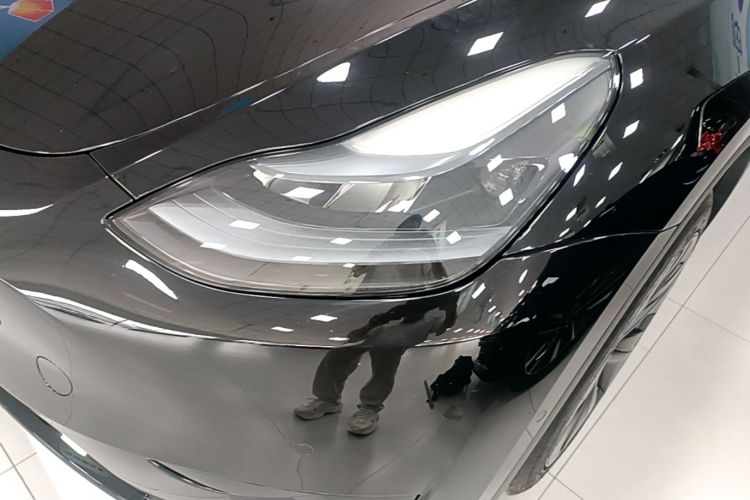 Tesla Model Y 2024 #23 Tesla Model Y 2024 car image #23