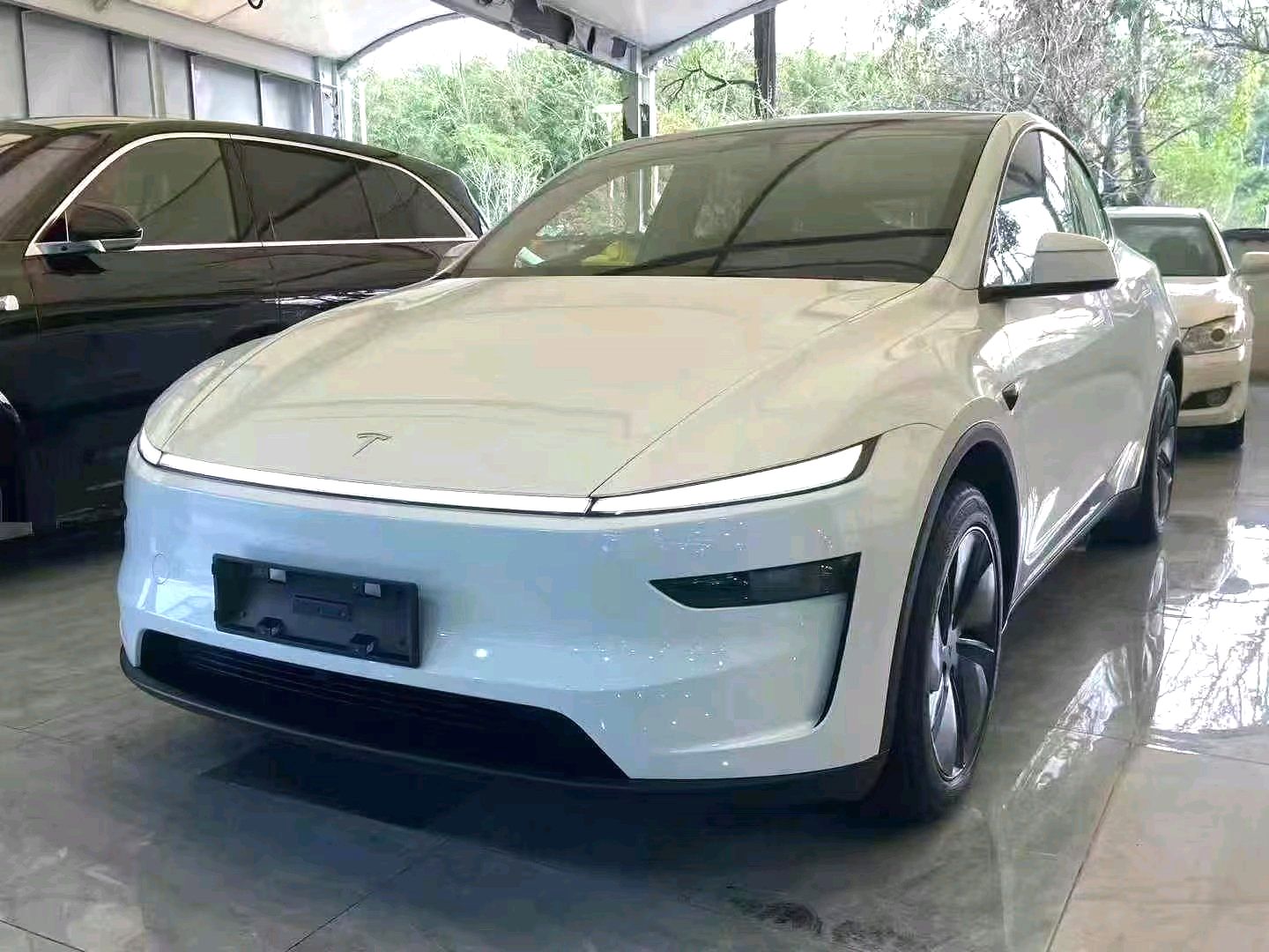 Tesla Model Y 2026 Tesla Model Y 2026 car image