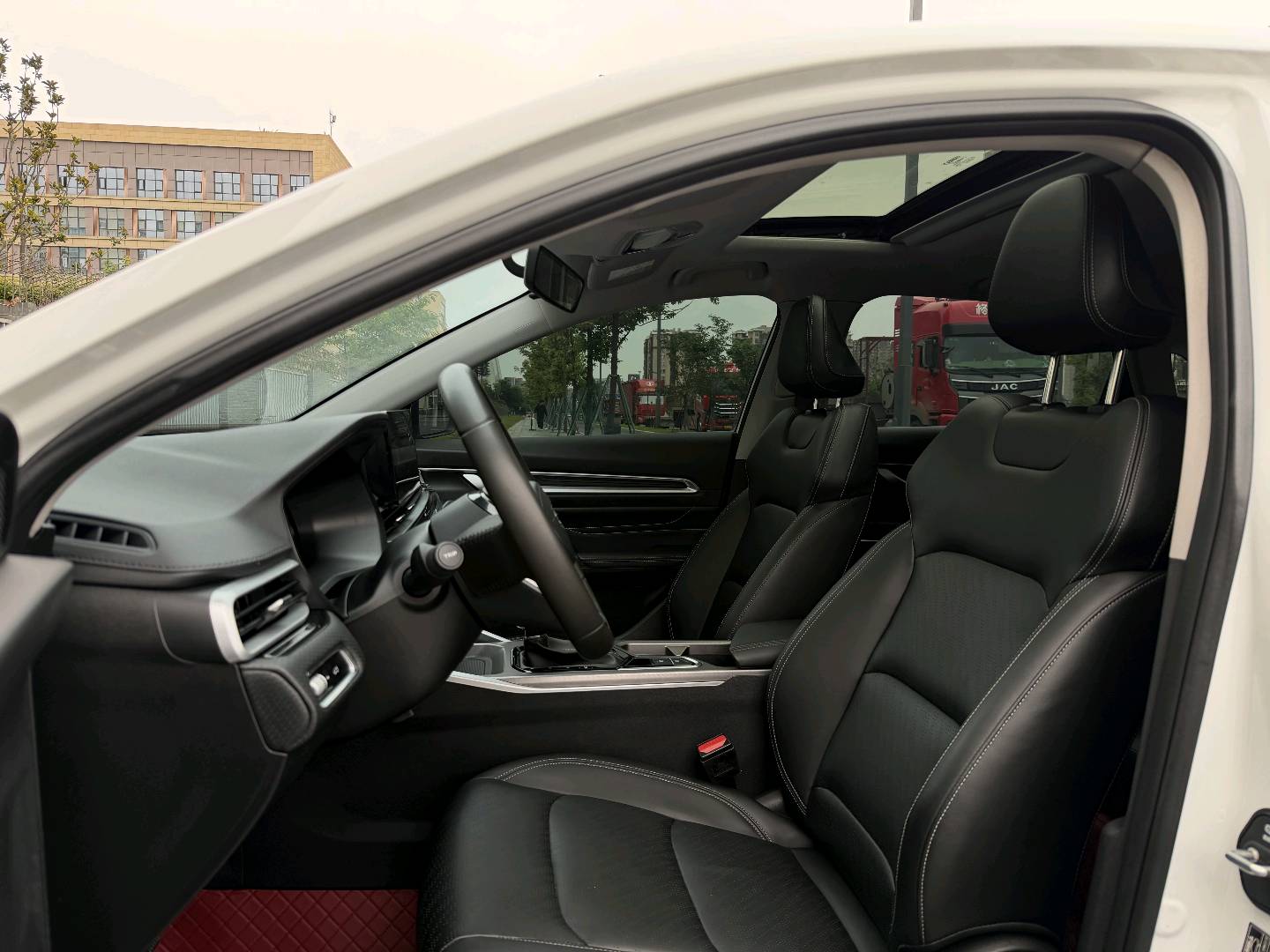 GEELY Emgrand 2023 #6 GEELY Emgrand 2023 car image #6